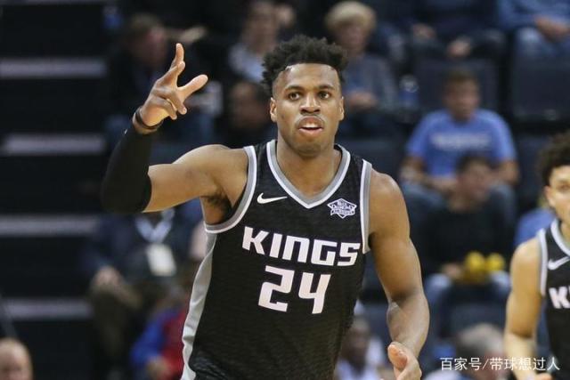 杨晨谈青训人才流失：目前基层教练培训不完善